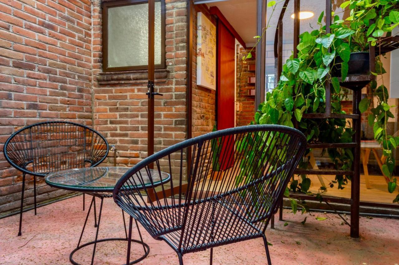 Mi Zona Lodging Coyoacan メキシコシティ エクステリア 写真